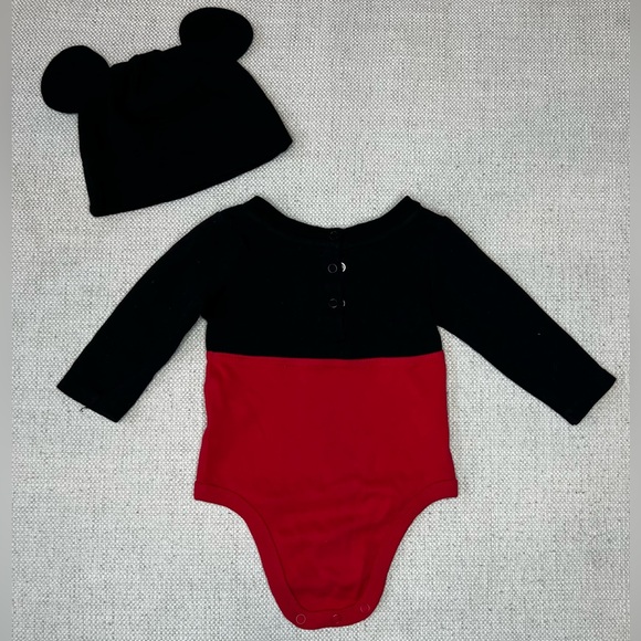 Mickey Mouse long sleeve onesie/ bodysuit with matching hat. Worn a few times - Picture 2 of 4